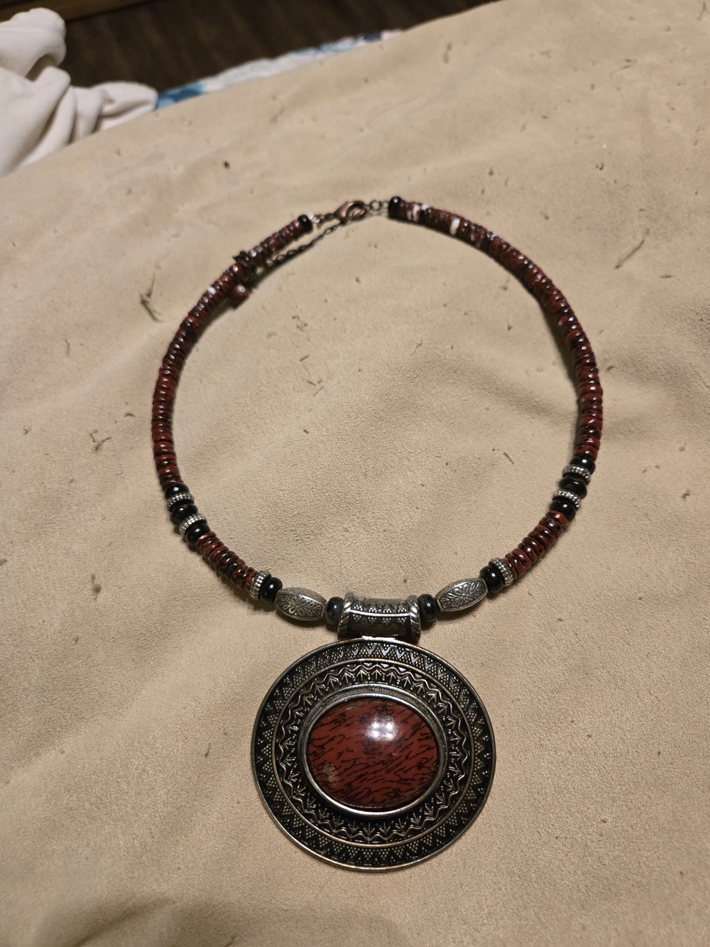 Red Jasper Pendant Beaded Necklace with Ornate Silver-Tone Disc